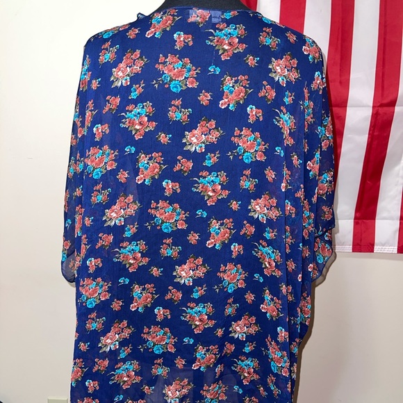 Mason + Mackenzie Floral Cardigan - Picture 6 of 7